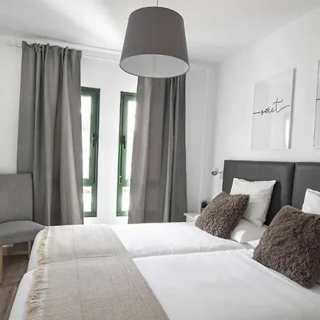 Holyhome Premium - Carmenes Apartamento *